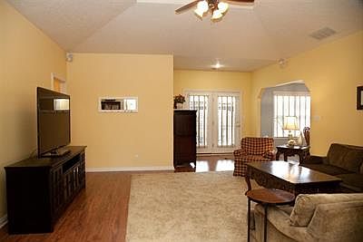 5th image of 3700 Canterbury Ct