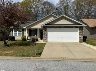 207 Cassidy Ct, Simpsonville, SC 29680