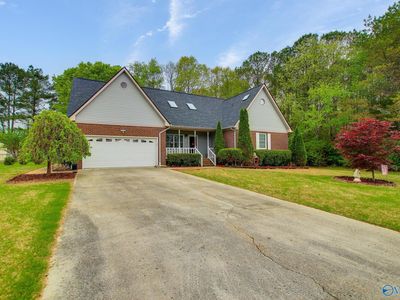 200 Arrowfeather Dr NE, Meridianville, AL, 35759