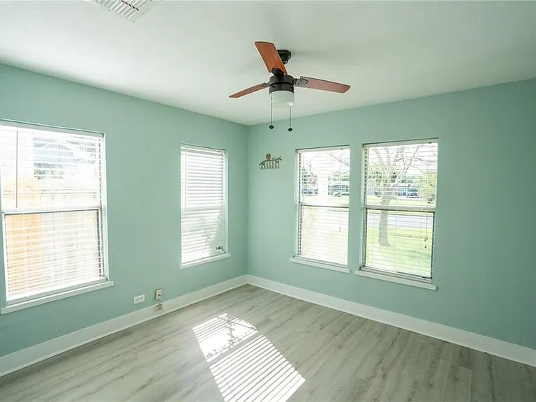 618 Louisiana Ave — Photo 11