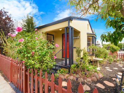3302 Loma Vista Way, Oakland, CA, 94619