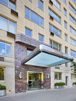 Sold by Sotheby's International Realty | media 14