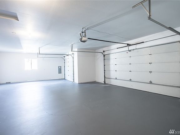 5th image of 22224 84th Avenue Ct E