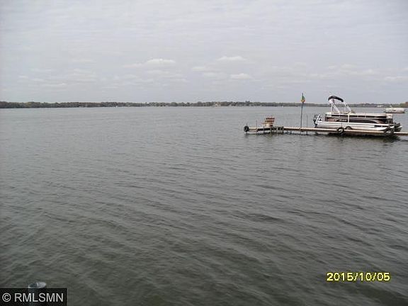 4th image of 50780 Lakeview Dr