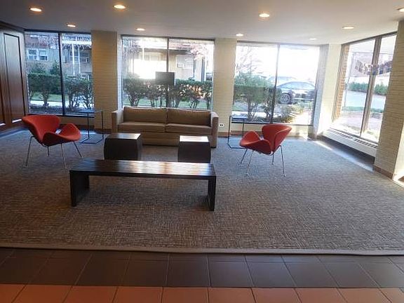 3rd image of 16-70 Bell Boulevard # Fl 7