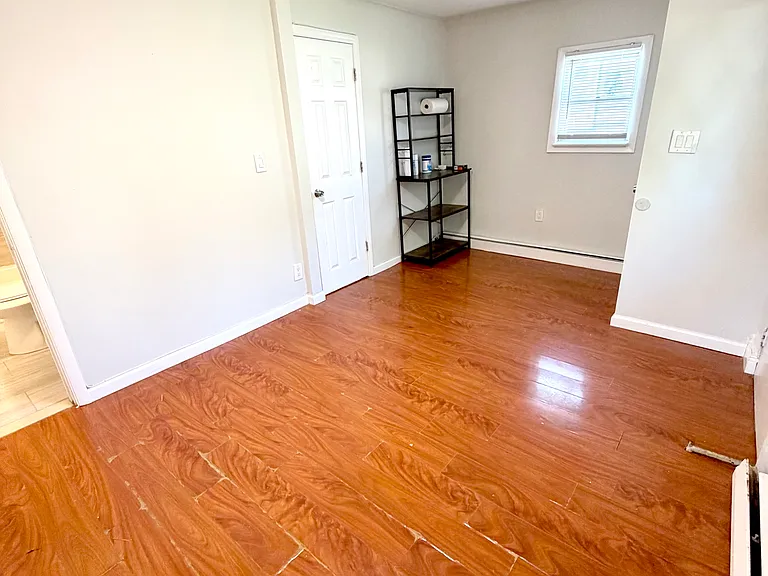 392 Madison Ave — Photo 11