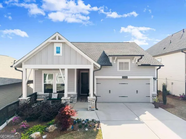 6838 Welcome Rd, Flowery Branch, GA 30542