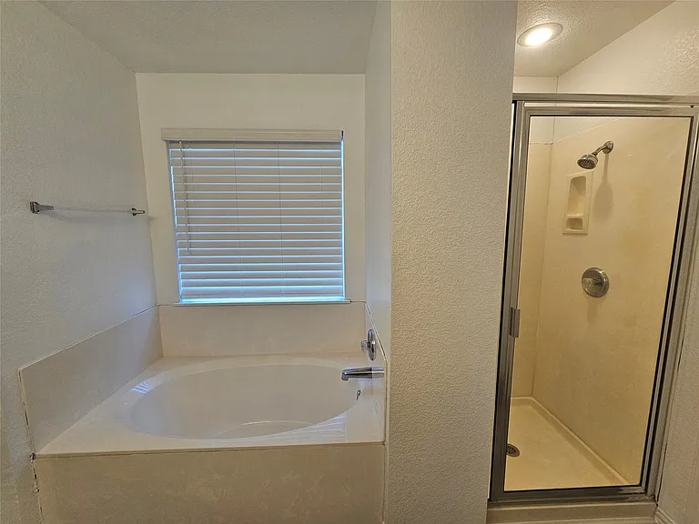 18212 Flathead Dr — Photo 16