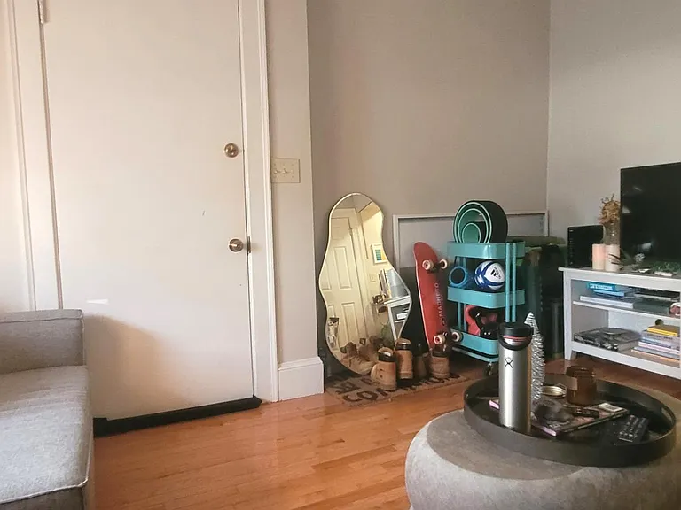 147 Cedar St #1R — Photo 7