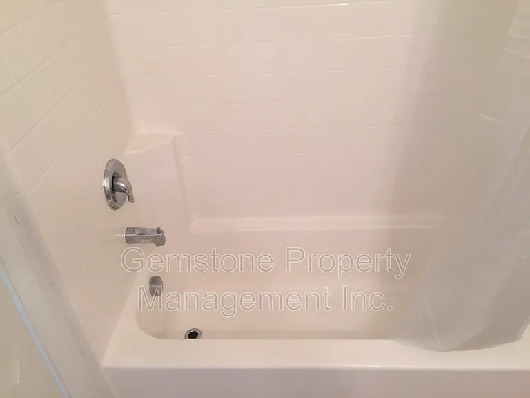 4938 Art St — Photo 23
