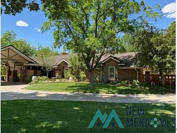 3rd image of 1909 Carolina Way