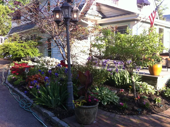 95 New York Ave, Smithtown, NY 11787