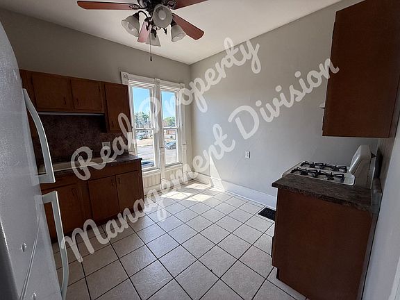 5th image of 1133 S 2nd St APT 2
