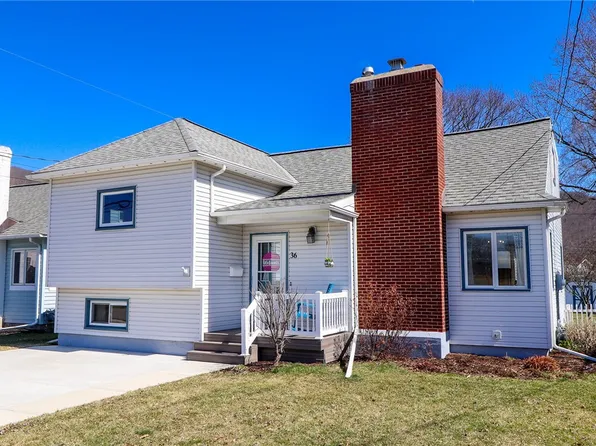 36 Pyrex St, Corning, NY 14830