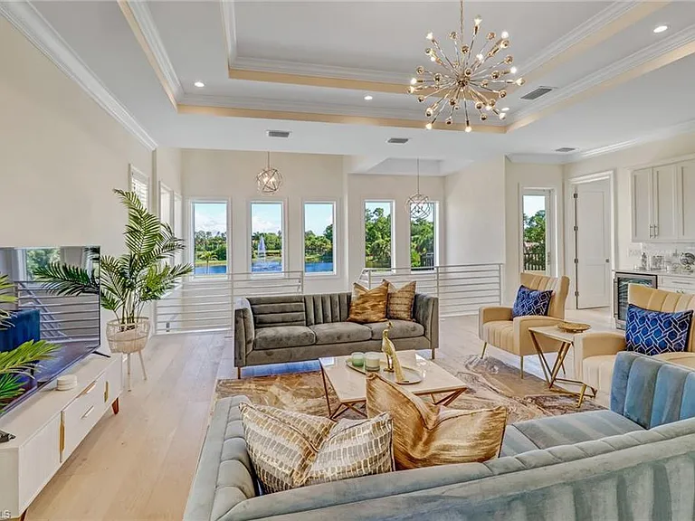 2875 Coco Lakes Dr — Photo 14