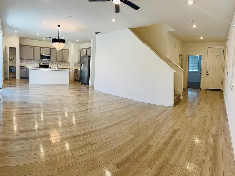 12628 Hereford Ave — Photo 10