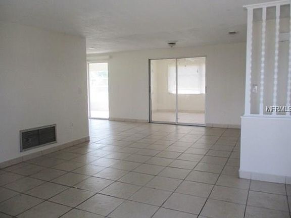 3rd image of 1721 Dartmouth Dr