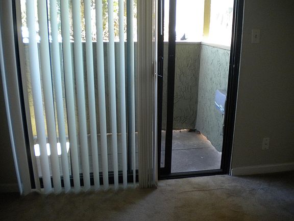 4th image of 4330 Utah St APT 1