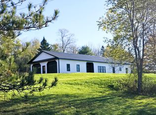 727 Stream Rd, Winterport, ME 04496