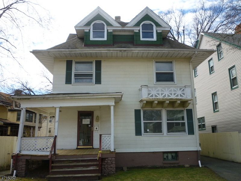 1st image of 15 Chelsea Pl