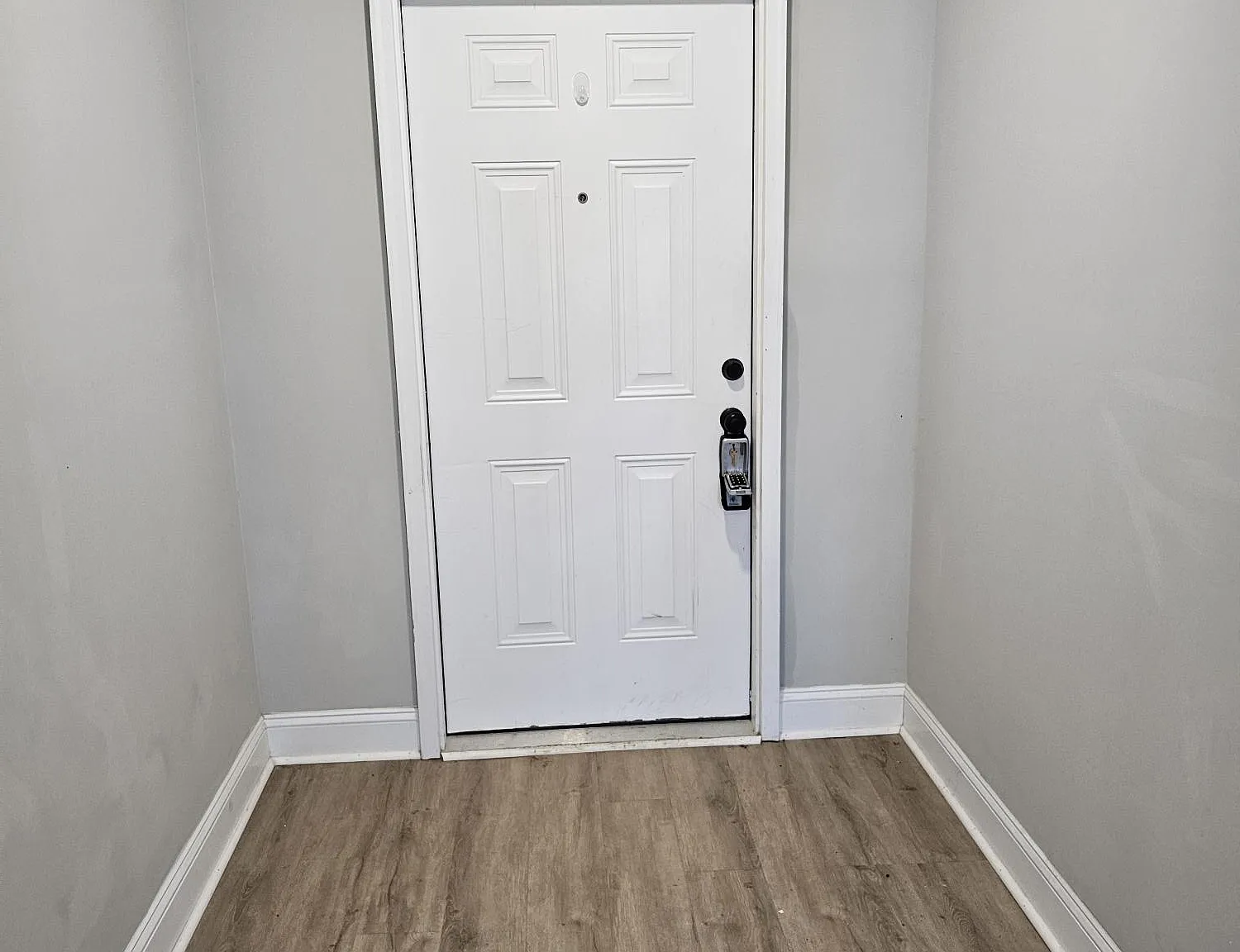 2 bed, $950 — Photo 2
