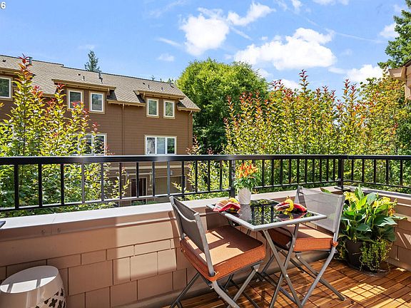 5th image of 10271 NW Alder Grove Ln