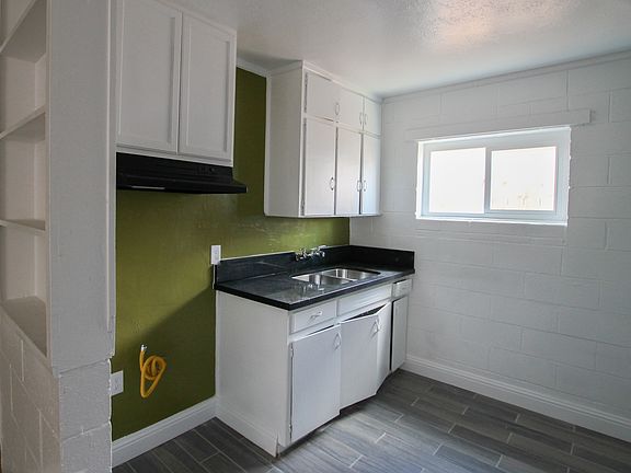 5th image of 225 W Lorena Ave #A