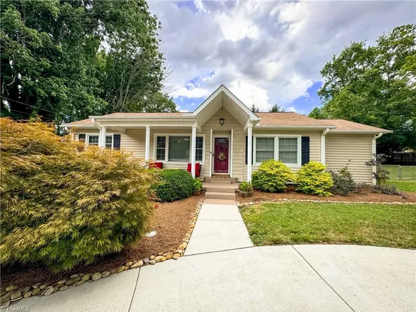 502 Greenwood Dr, High Point, NC 27262