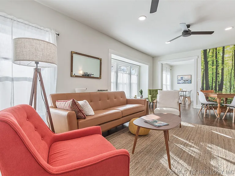 700 N McKinley Ave — Photo 10