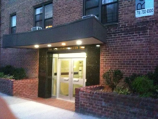 Rented by Kings & Queens | media 4