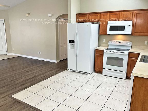 5th image of 186 Earlmont Pl