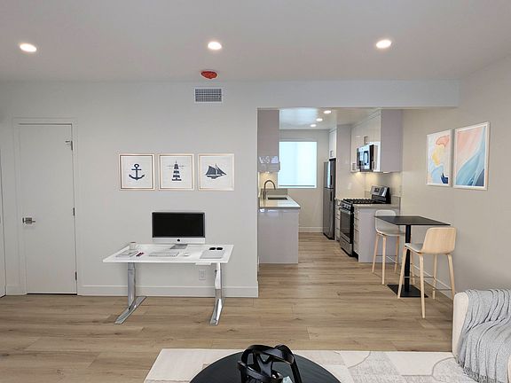 2nd image of 1333 Brockton Ave APT 3