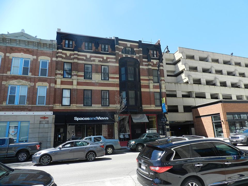 1st image of 2312 N Lincoln Ave APT 3