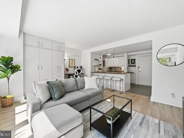 1825 T St NW APT 207, Washington, DC 20009