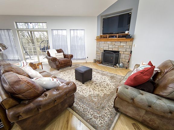 4th image of 7089 W Woodbury Dr