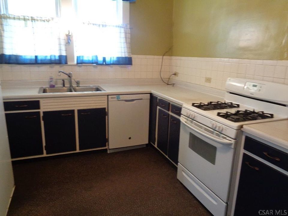 124 Strayer St, Johnstown, PA 15906 Zillow