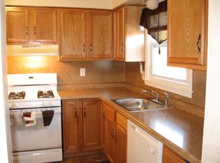 789 Adams Ln, North Brunswick, NJ 08902