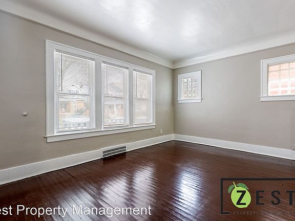 3rd image of 16840 Stoepel Ave #16838