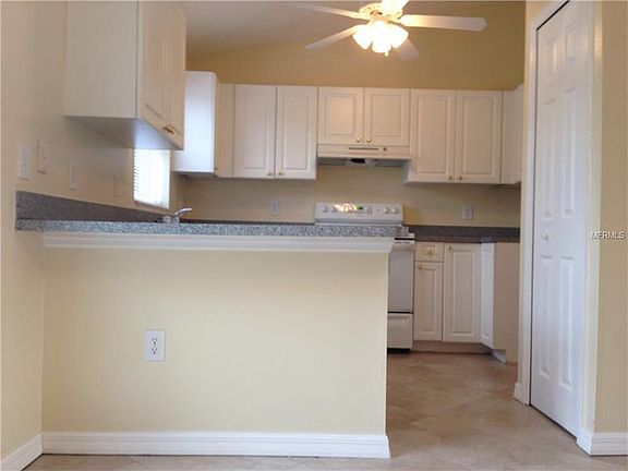 5th image of 820 Palmetto Ave