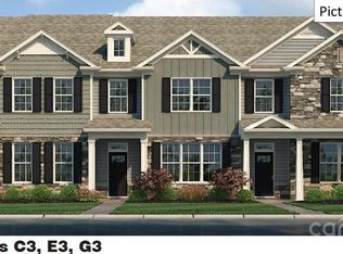 2036 Harlequin Dr, Indian Trail, NC 28079