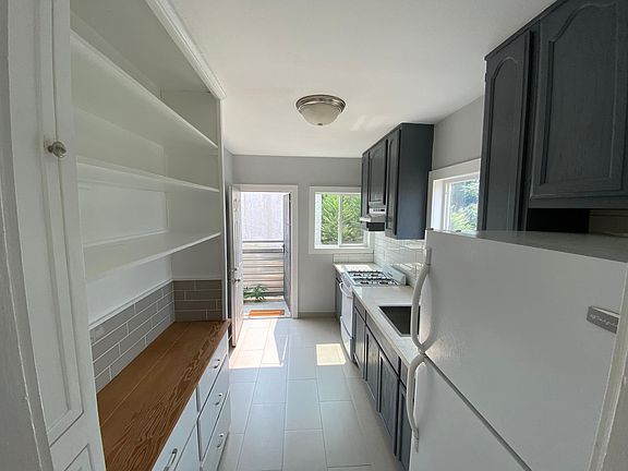 3rd image of 1488 W Sunset Blvd #1486-1/2