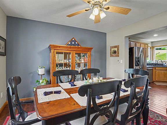 3rd image of 6845 Morningside Cir