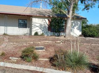 1595 Fornax Rd SE, Rio Rancho, NM 87124