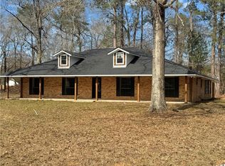 213 Hamilton Dr, Pineville, LA 71360