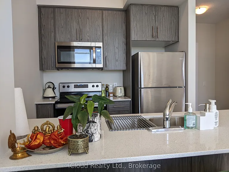 16 Concord Pl #617 — Photo 11