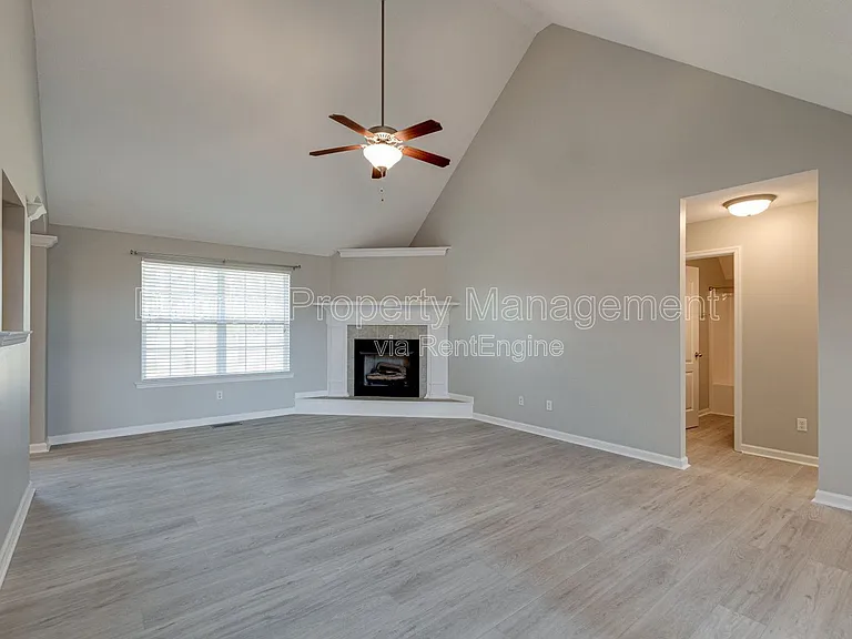 7420 Salmon Ln — Photo 12