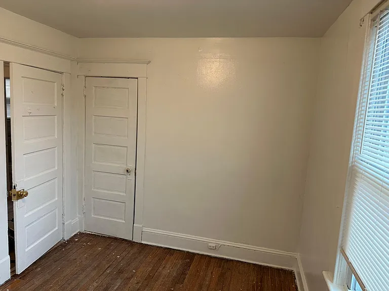 Small bedroom pic 2