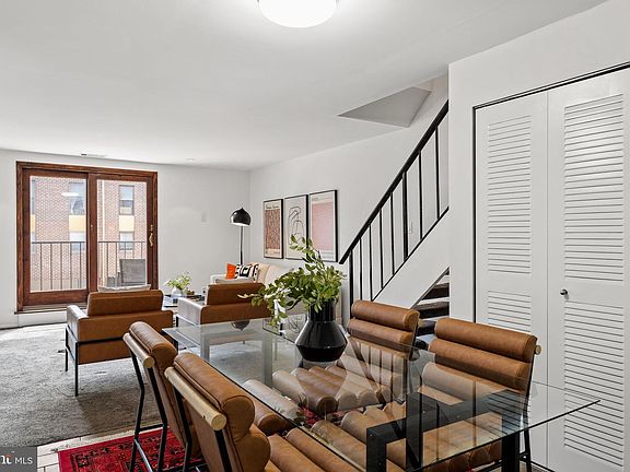 4th image of 15 Hamilton Cir