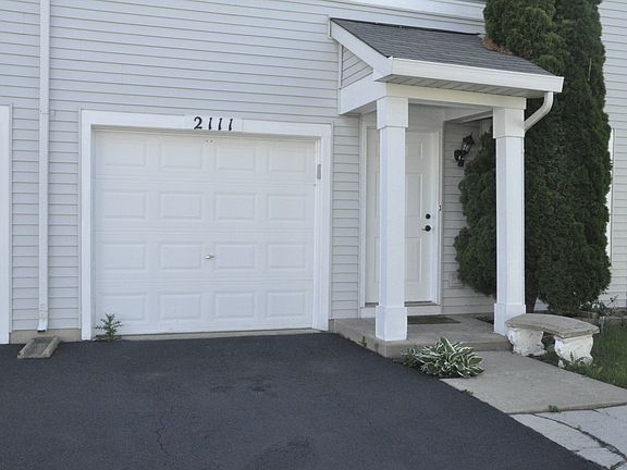 2nd image of 2111 Rebecca Cir #2111