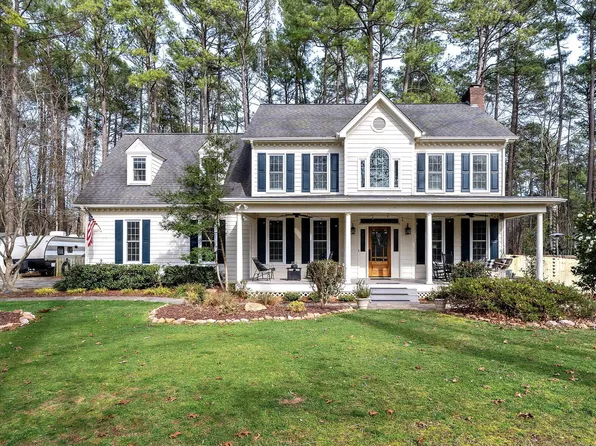 6408 Sassafras Ln, Raleigh, NC 27614
